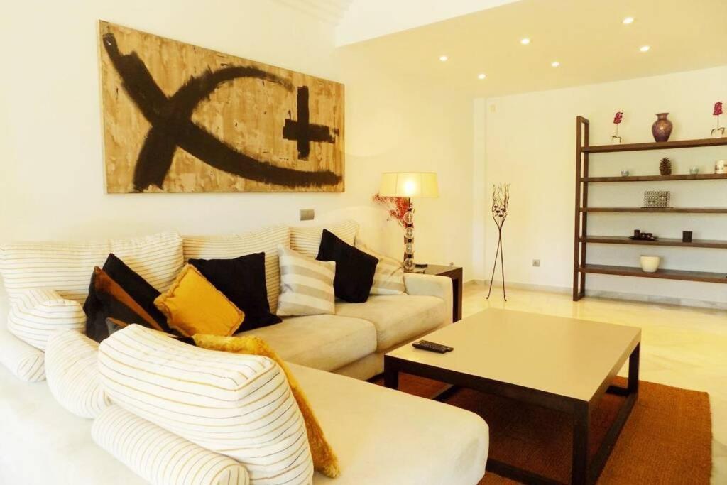 Fuente Aloha Apartment Marbella Dış mekan fotoğraf
