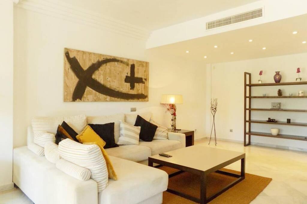 Fuente Aloha Apartment Marbella Dış mekan fotoğraf