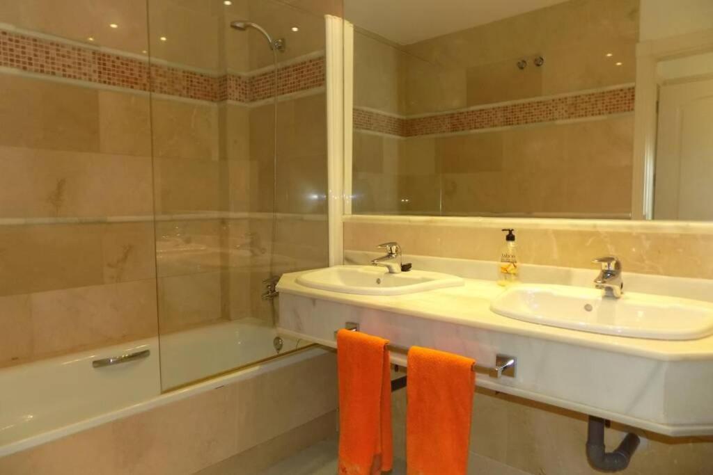 Fuente Aloha Apartment Marbella Dış mekan fotoğraf
