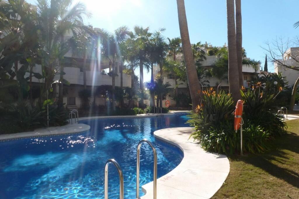 Fuente Aloha Apartment Marbella Dış mekan fotoğraf